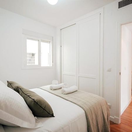 O&L Murillo Bright Apartment - Terrace & Parking إشبيلية المظهر الخارجي الصورة