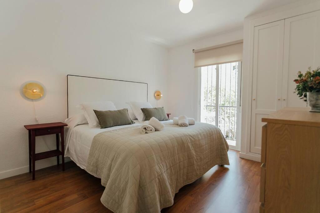O&L Murillo Bright Apartment - Terrace & Parking إشبيلية المظهر الخارجي الصورة