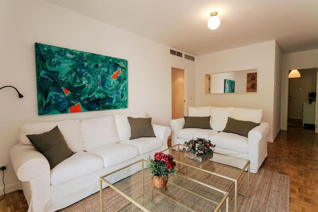 O&L Murillo Bright Apartment - Terrace & Parking إشبيلية المظهر الخارجي الصورة